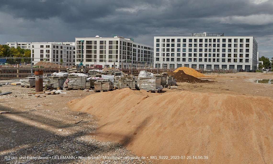 25.07.2023 - Rundgang im Alexisquartier in Neuperlach